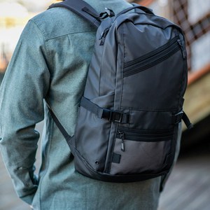 Rupt ABK004 - Rivin Backpack 18L rPET. Relective pocket. Fits 17" laptop